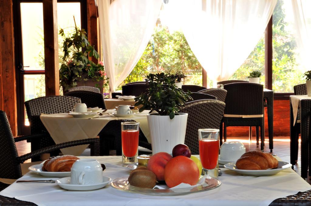 Hotel Ferro Di Cavallo بافولو نيل فرينانو المظهر الخارجي الصورة
